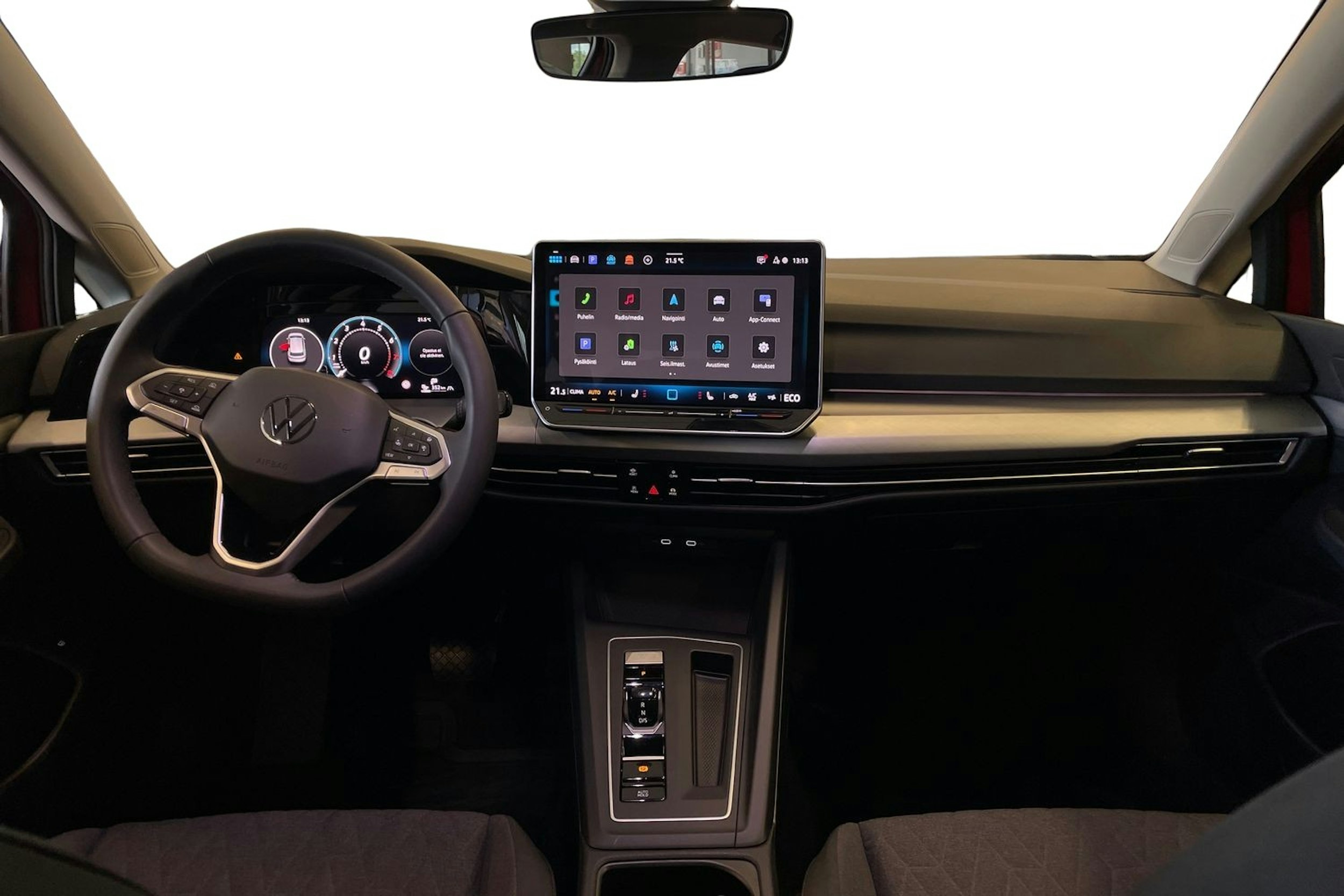 Punainen Volkswagen GOLF 2025 kuva 9.