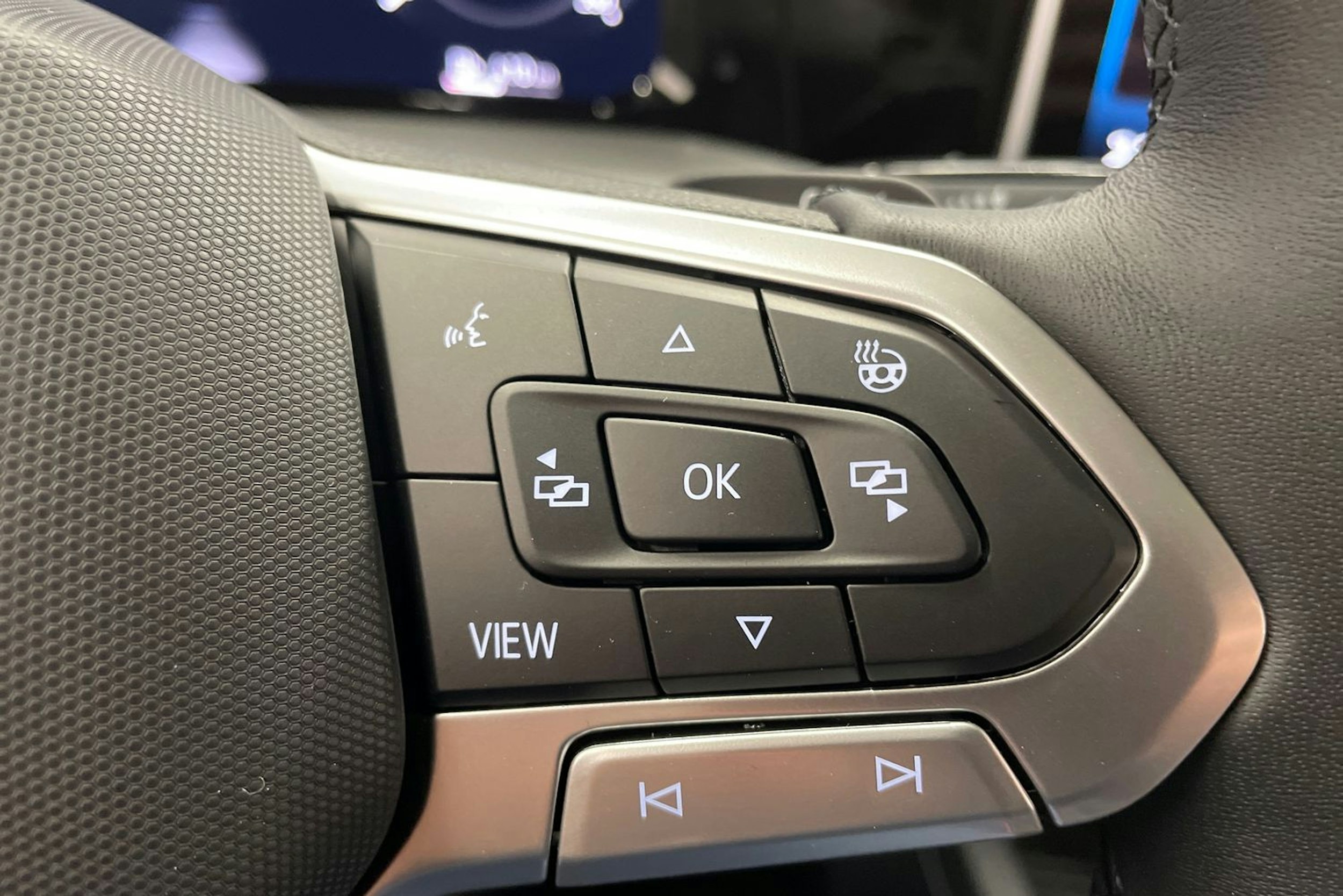 harmaa Volkswagen Golf 2025 kuva 13.