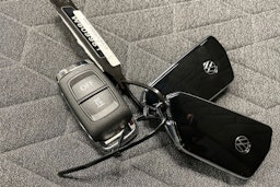 harmaa Volkswagen Golf 2025 kuva 14.