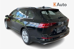 musta Volkswagen Golf 2025 kuva 2.