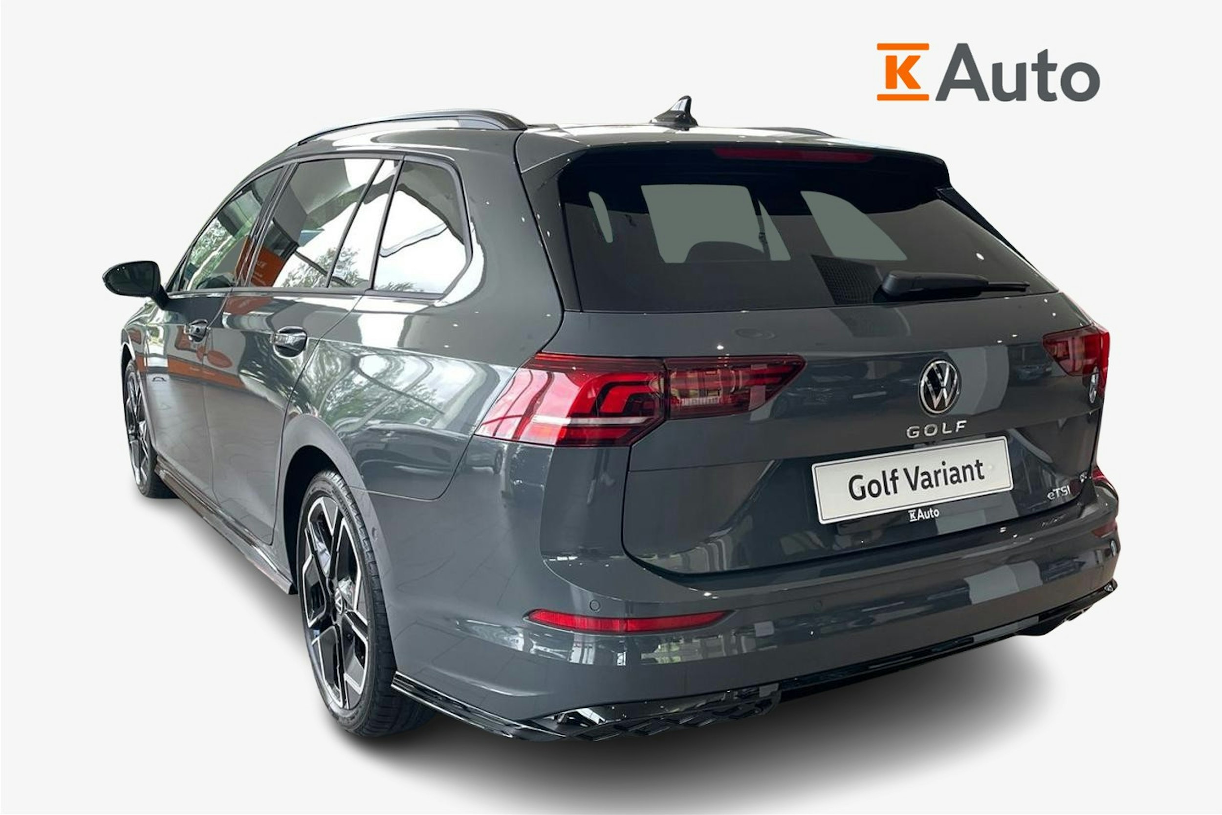 harmaa Volkswagen Golf 2025 kuva 2.