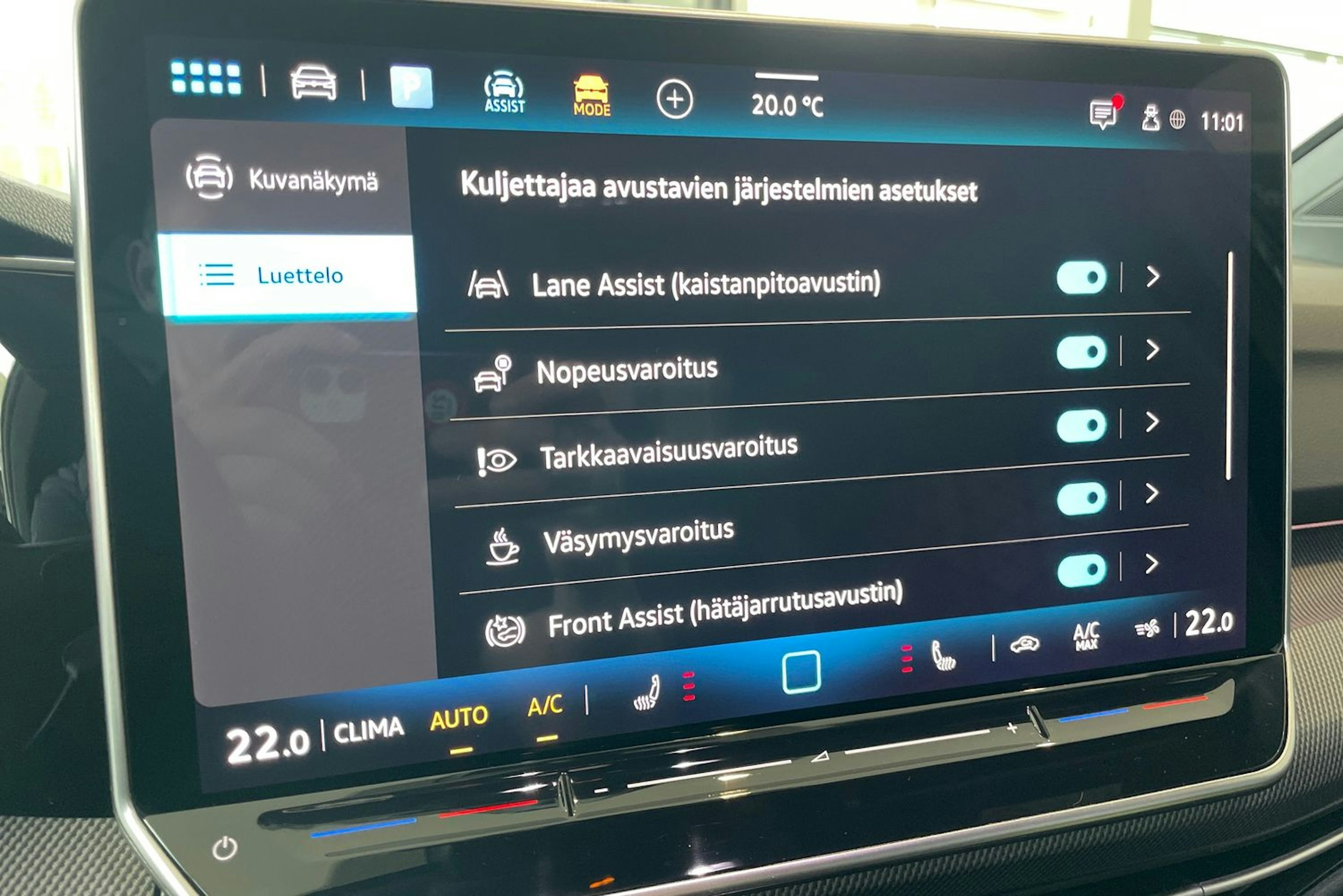 harmaa Volkswagen Golf 2025 kuva 12.