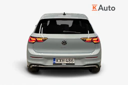 sininen Volkswagen Golf 2025 kuva 5.
