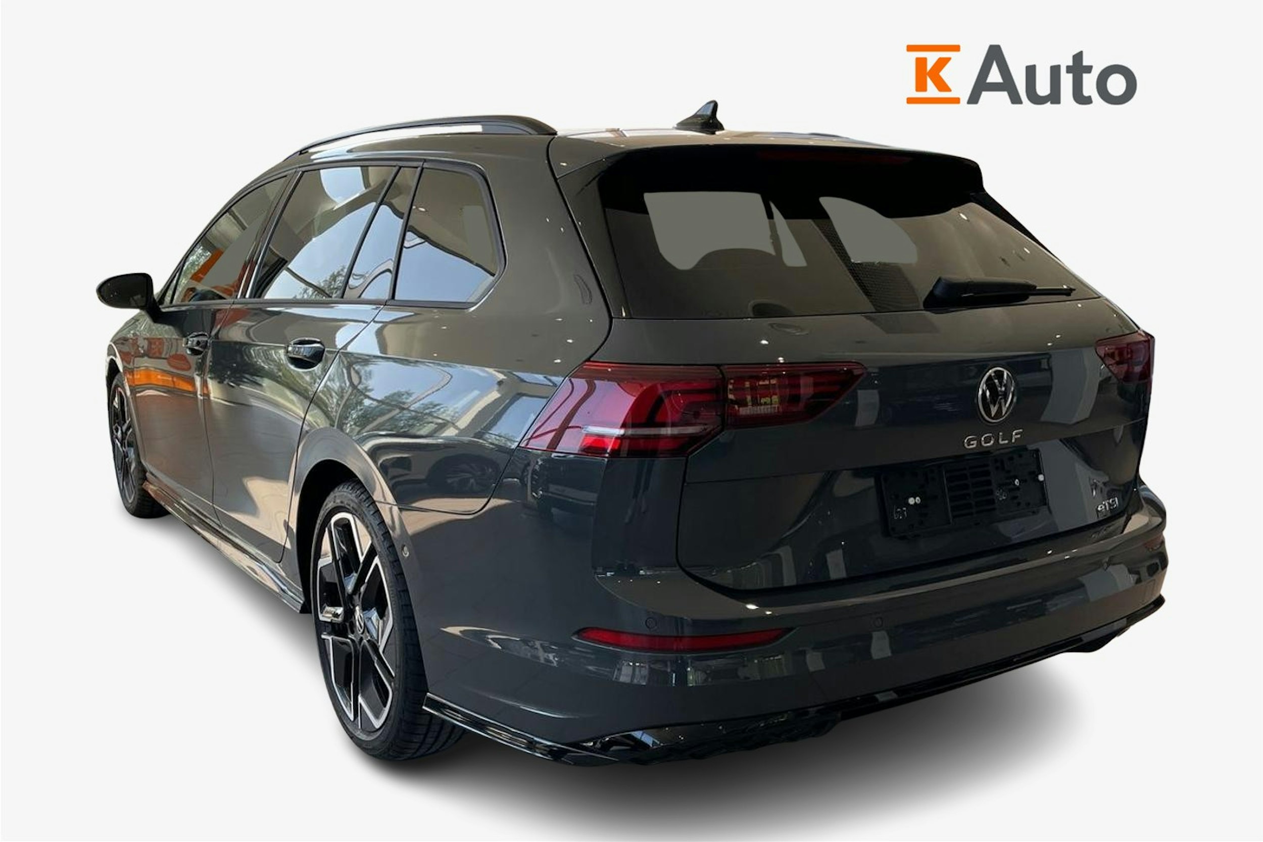 harmaa Volkswagen Golf 2025 kuva 2.