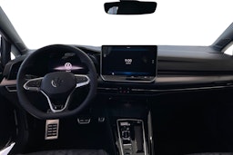 harmaa Volkswagen Golf 2025 kuva 7.
