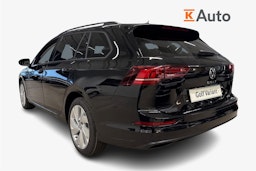 musta Volkswagen Golf 2025 kuva 2.