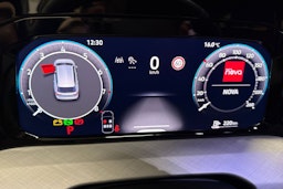 musta Volkswagen Golf 2025 kuva 15.