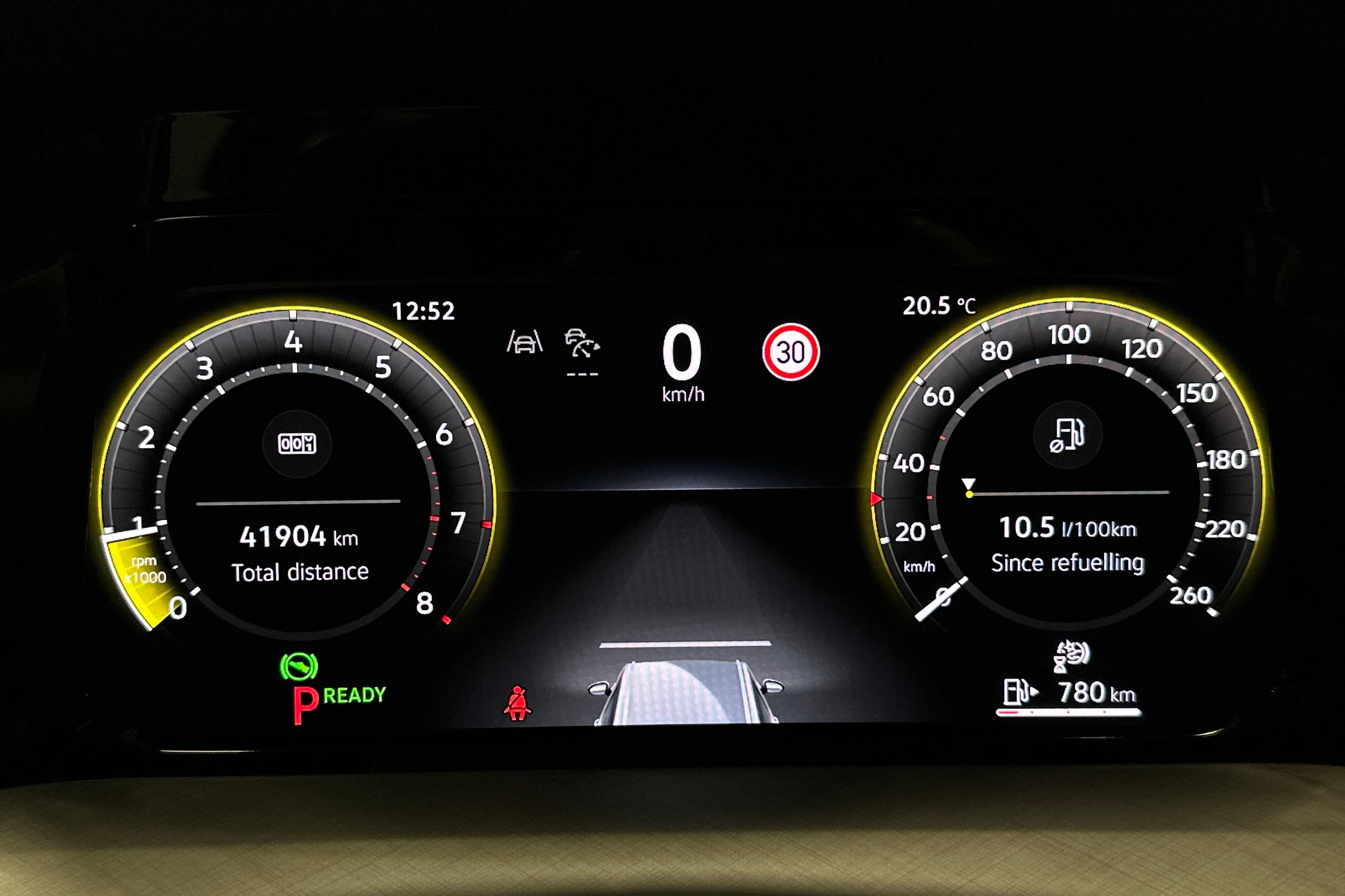 harmaa Volkswagen Golf 2025 kuva 13.