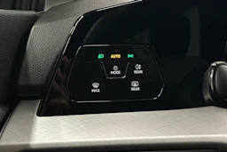 harmaa Volkswagen Golf 2025 kuva 15.