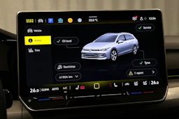 harmaa Volkswagen Golf 2025 kuva 21.