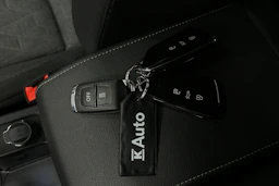 harmaa Volkswagen Golf 2025 kuva 33.