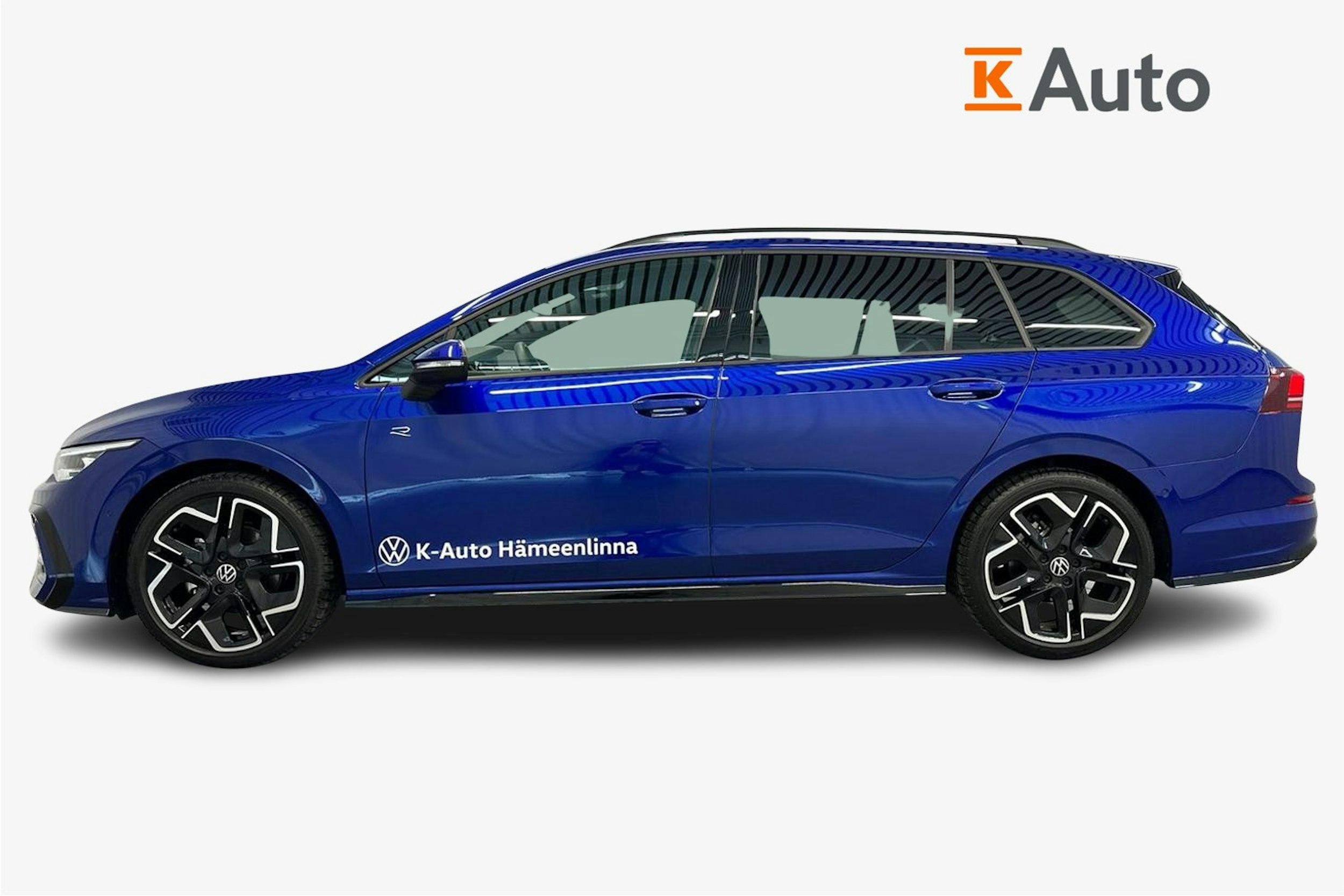 sininen Volkswagen Golf 2025 kuva 5.