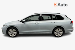 sininen Volkswagen Golf 2025 kuva 5.