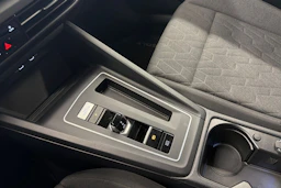 harmaa Volkswagen Golf 2025 kuva 20.