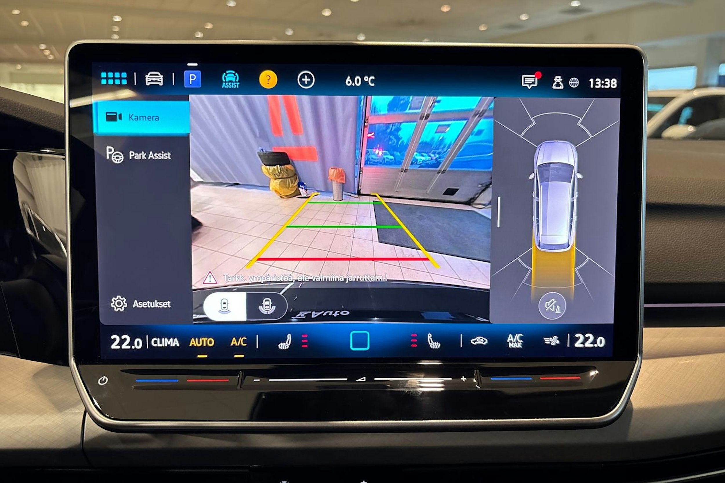 harmaa Volkswagen Golf 2025 kuva 16.