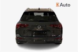 harmaa Volkswagen Golf 2025 kuva 3.