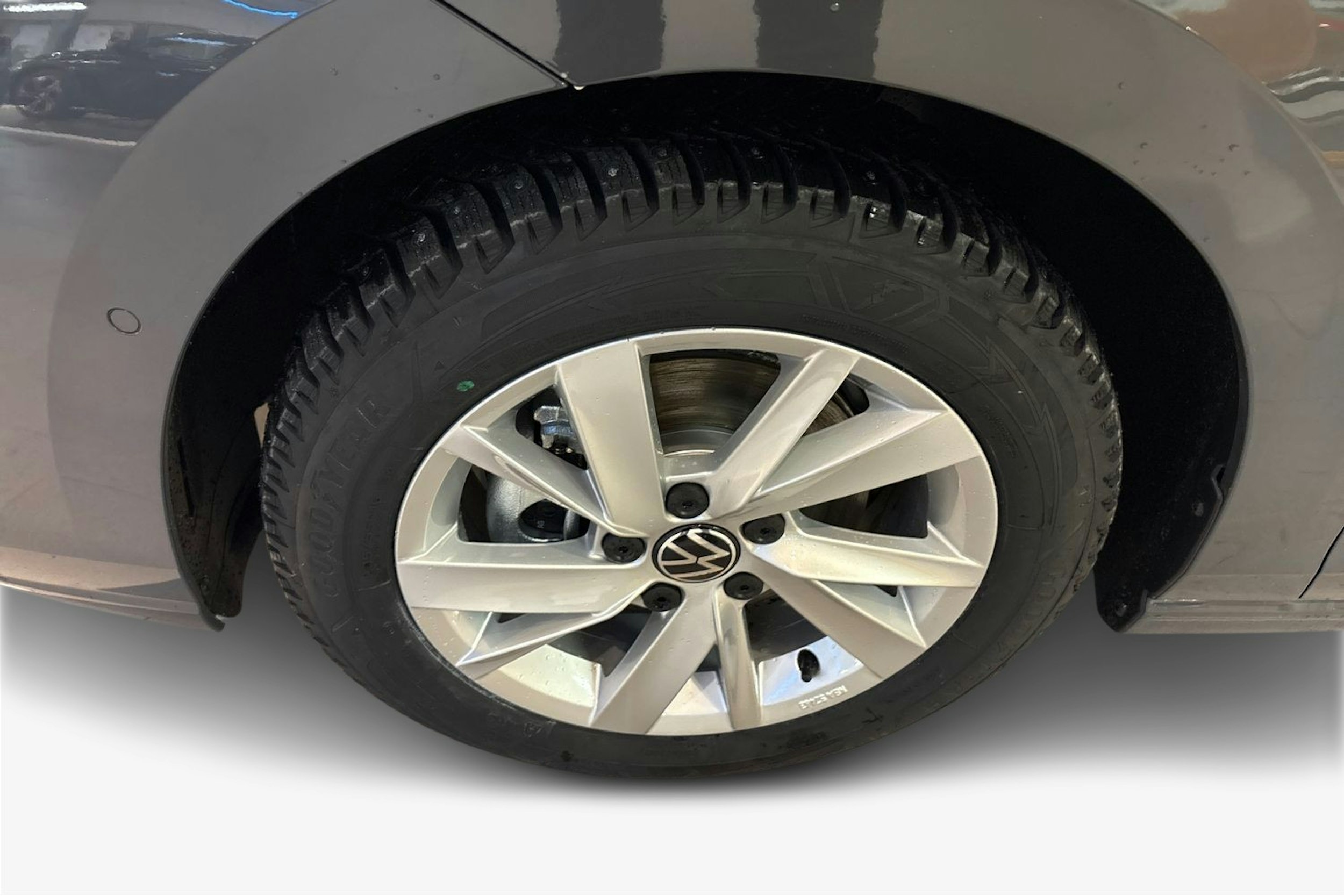 harmaa Volkswagen Golf 2025 kuva 9.