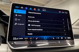 Musta Volkswagen Golf 2025 kuva 21.