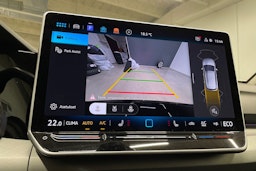 Musta Volkswagen Golf 2025 kuva 22.