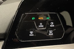 Musta Volkswagen Golf 2025 kuva 26.