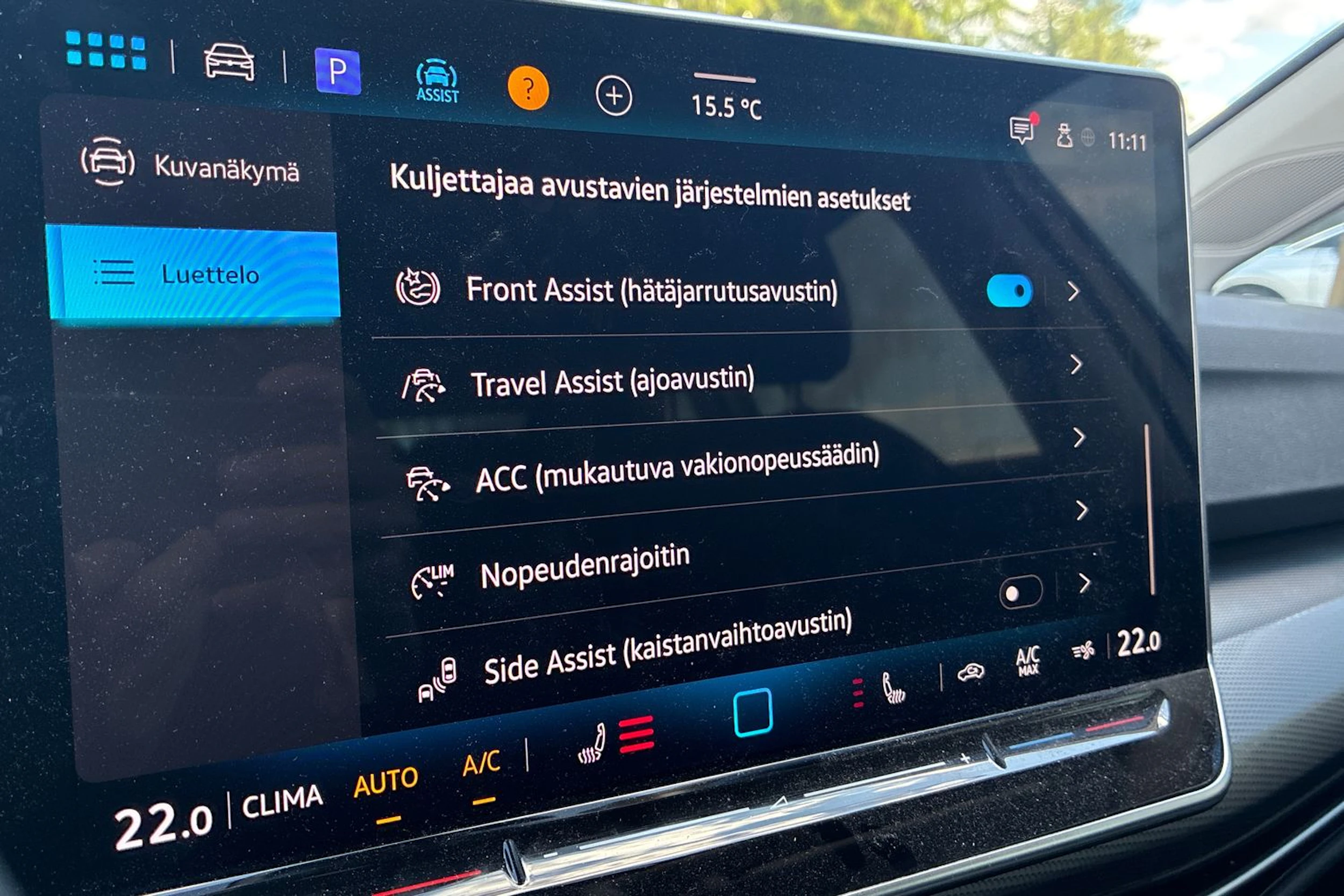 valkoinen Volkswagen Golf 2025 kuva 7.