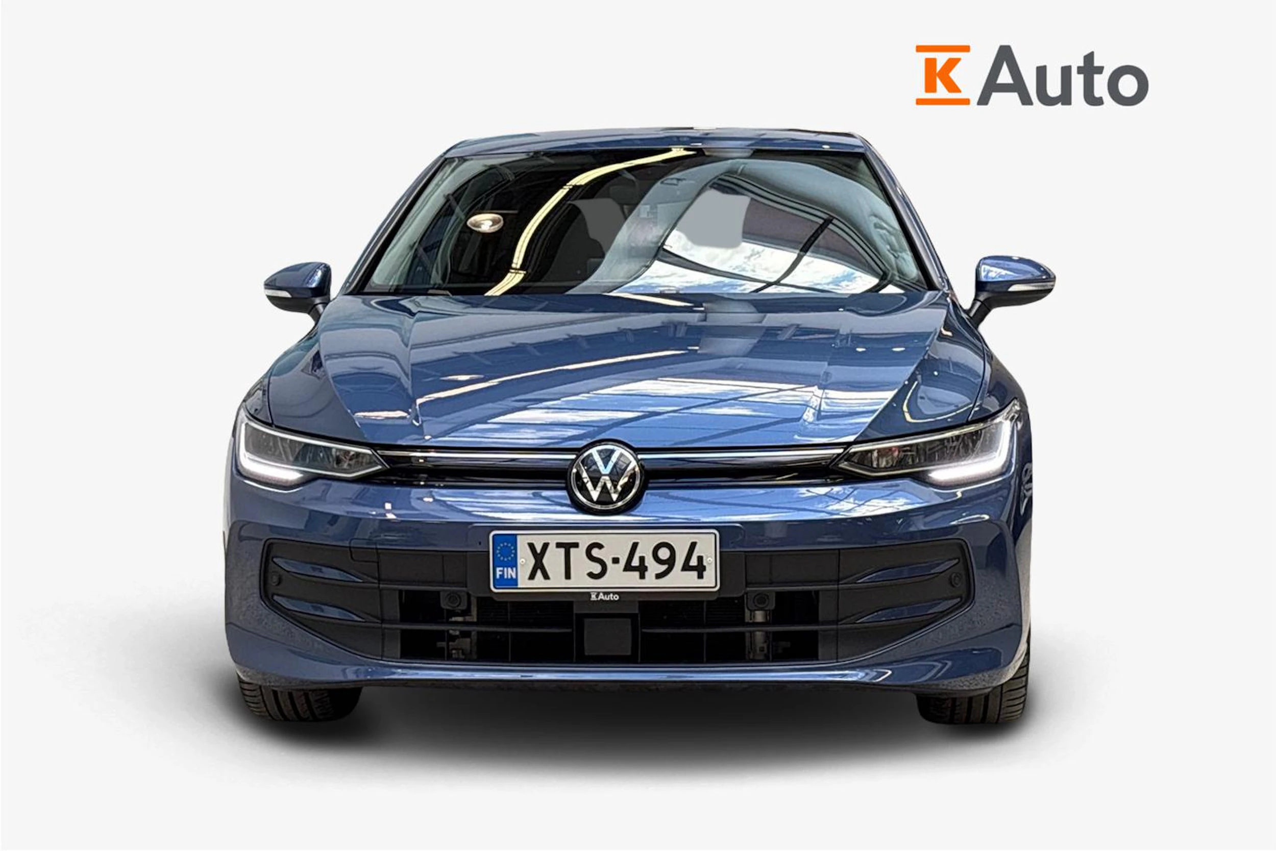 sininen Volkswagen Golf 2025 kuva 5.