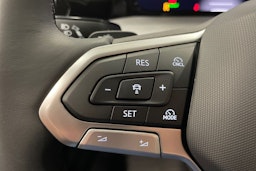 harmaa Volkswagen Golf 2025 kuva 13.