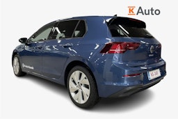 sininen Volkswagen Golf 2025 kuva 2.