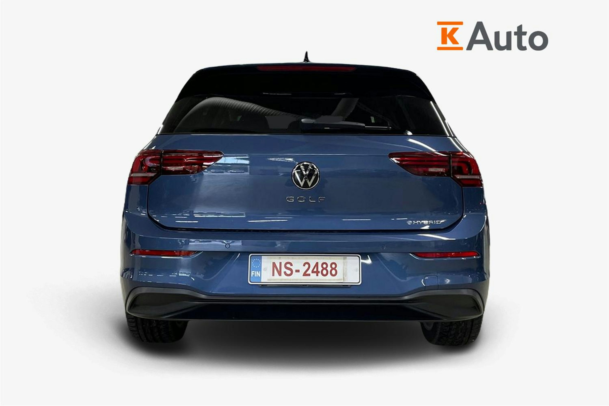 sininen Volkswagen Golf 2025 kuva 3.