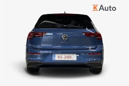 sininen Volkswagen Golf 2025 kuva 3.