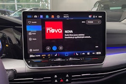sininen Volkswagen Golf 2025 kuva 13.