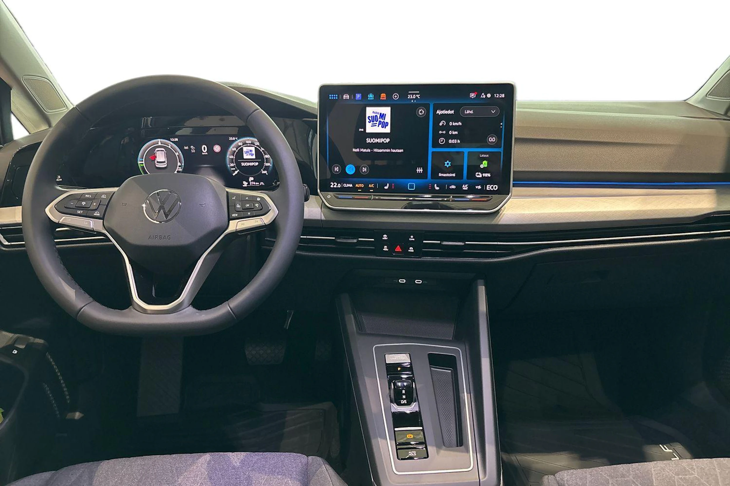 harmaa Volkswagen Golf 2025 kuva 7.