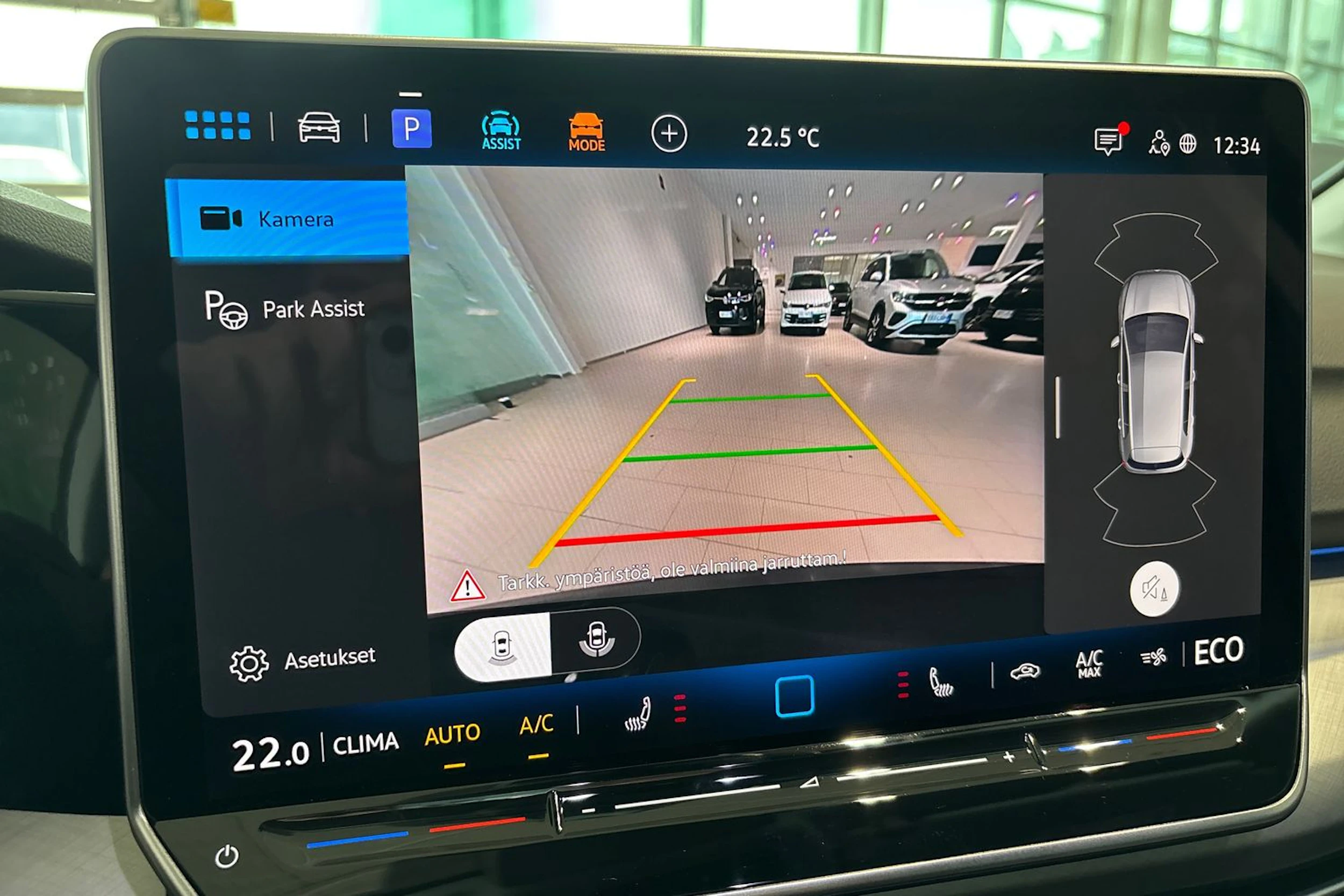 harmaa Volkswagen Golf 2025 kuva 12.