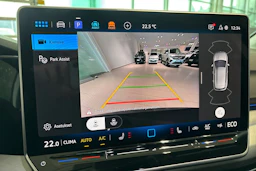 harmaa Volkswagen Golf 2025 kuva 12.