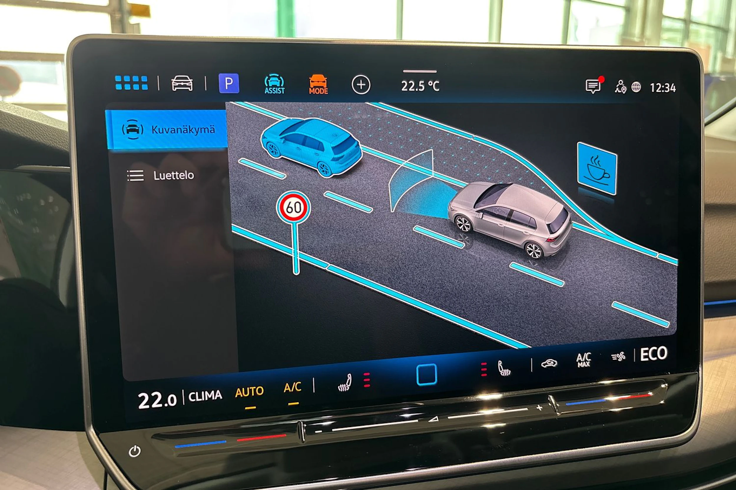 harmaa Volkswagen Golf 2025 kuva 13.