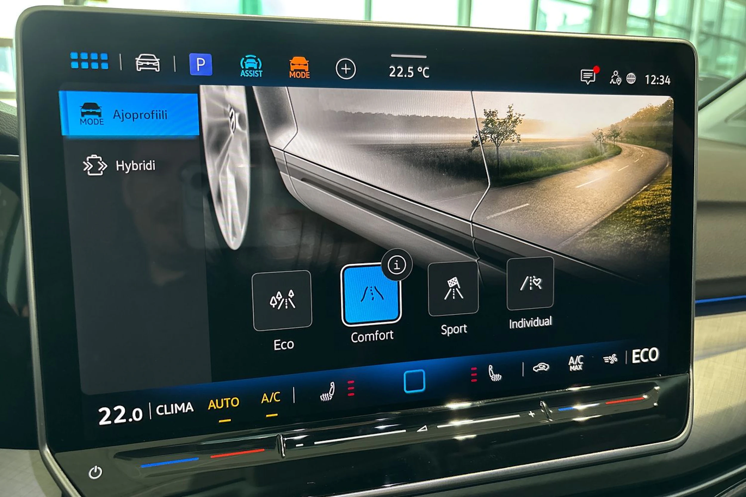 harmaa Volkswagen Golf 2025 kuva 14.