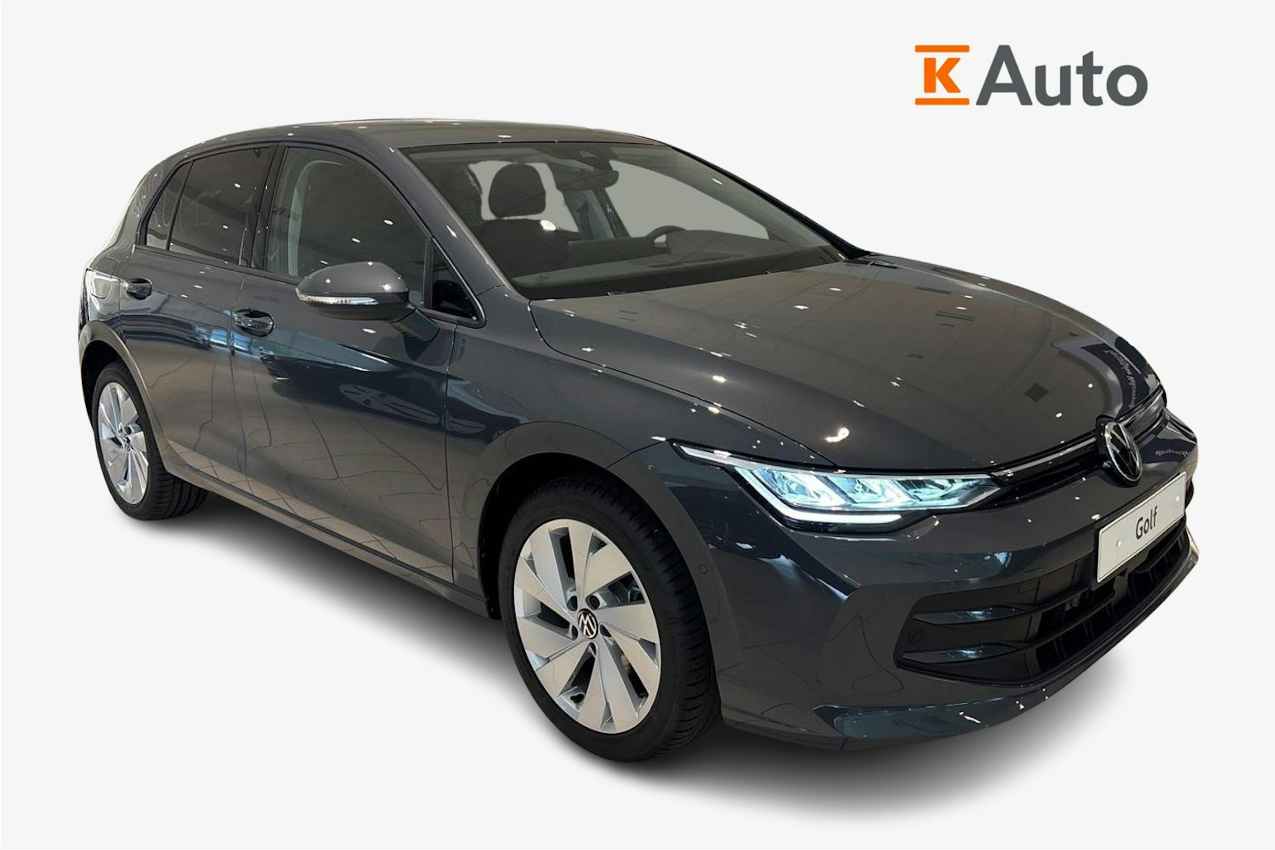 harmaa Volkswagen Golf 2025 kuva 1.