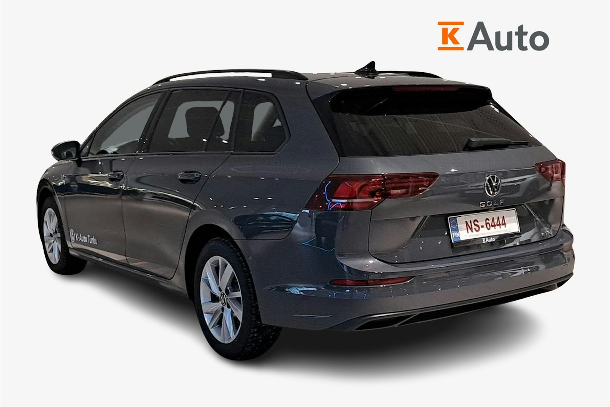 harmaa Volkswagen Golf 2025 kuva 2.