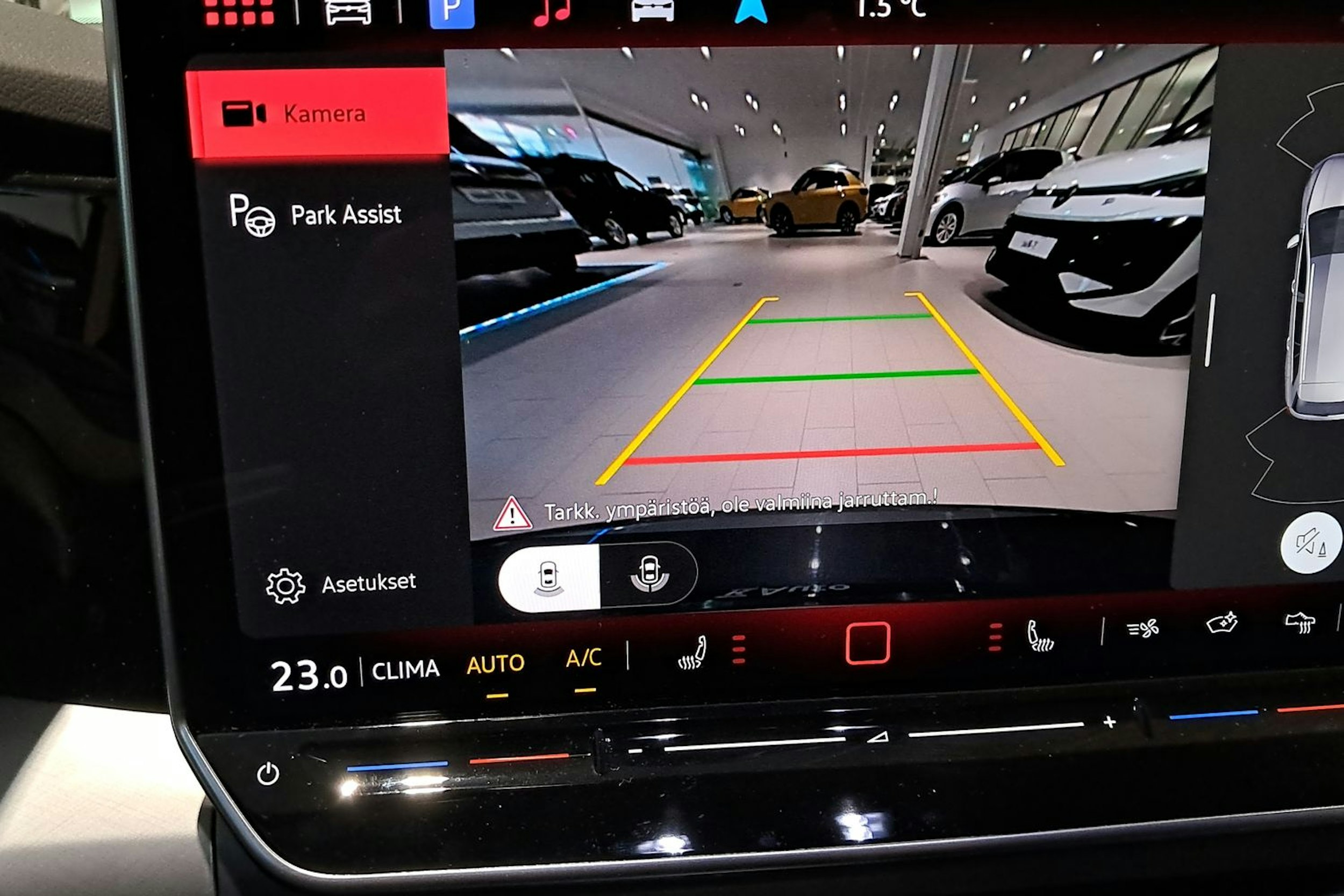 harmaa Volkswagen Golf 2025 kuva 13.