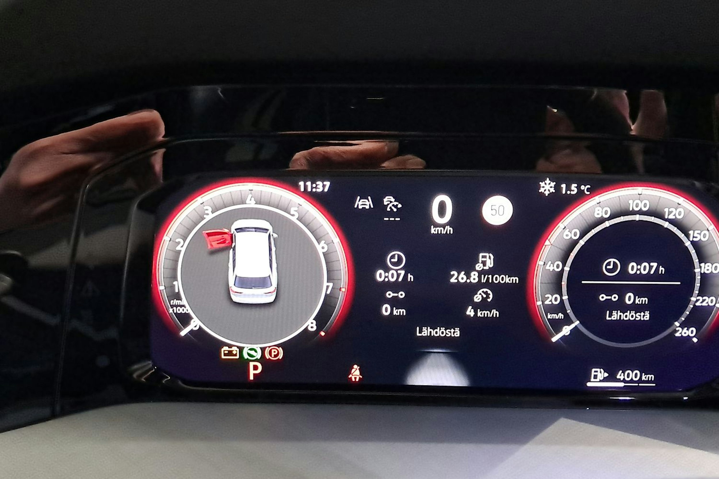 harmaa Volkswagen Golf 2025 kuva 15.