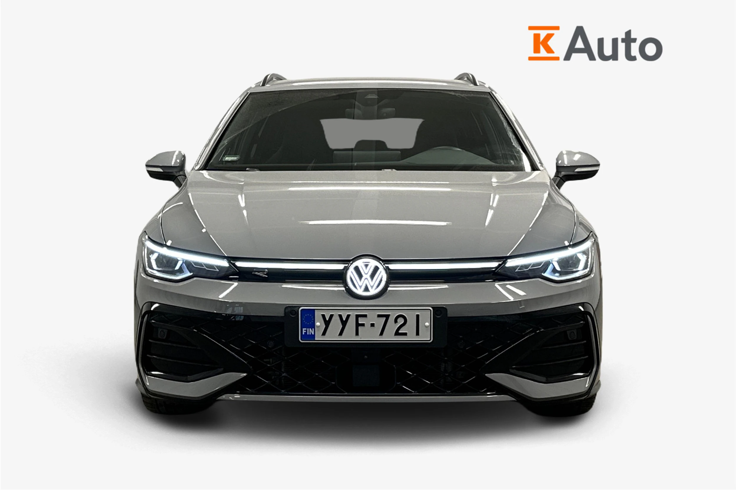 harmaa Volkswagen Golf 2025 kuva 4.