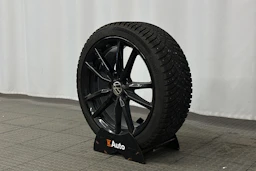 harmaa Volkswagen Golf 2025 kuva 10.