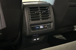 met. sininen Volkswagen Golf 2025 kuva 12.