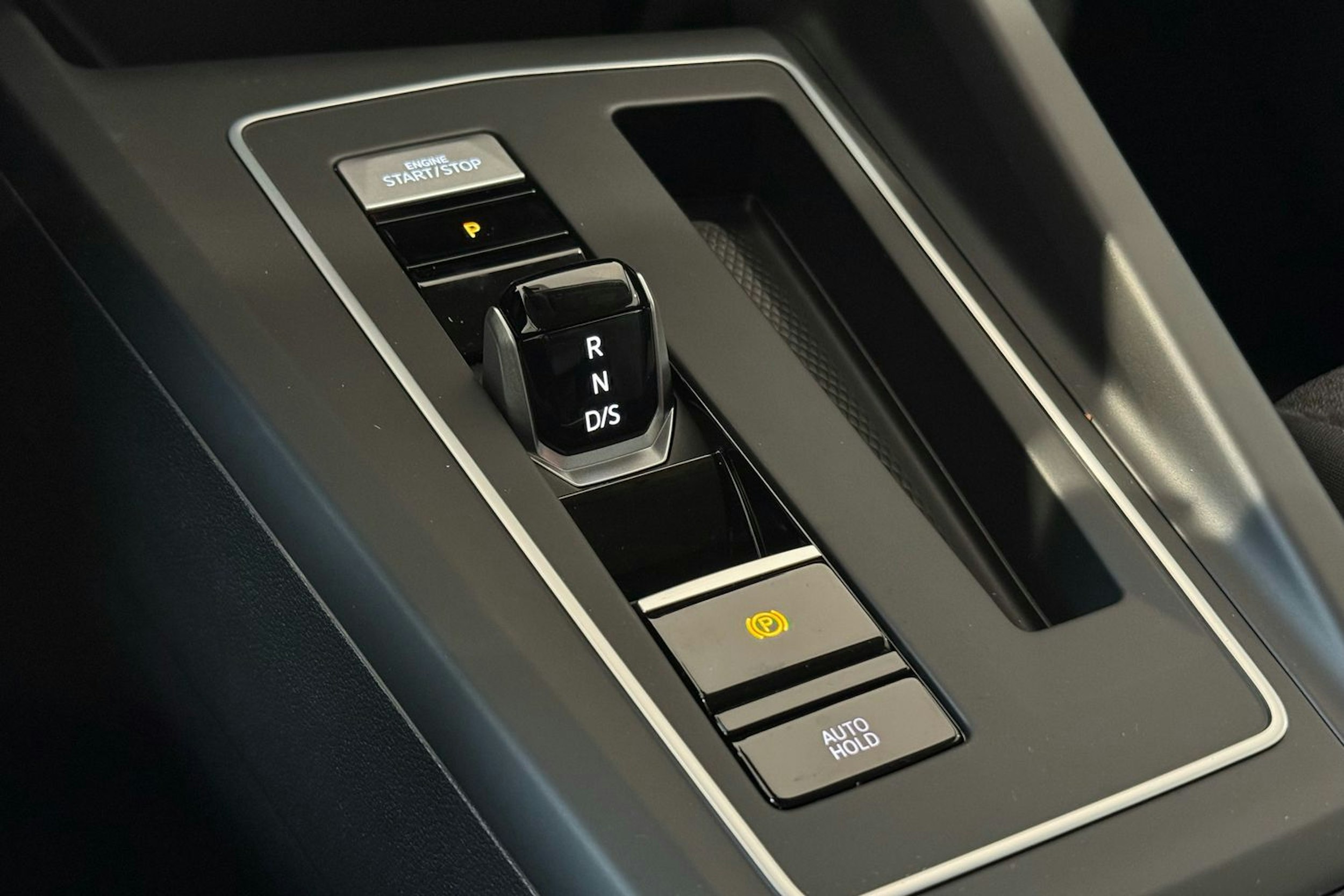 met. sininen Volkswagen Golf 2025 kuva 24.