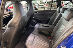 met. sininen Volkswagen Golf 2025 kuva 12.