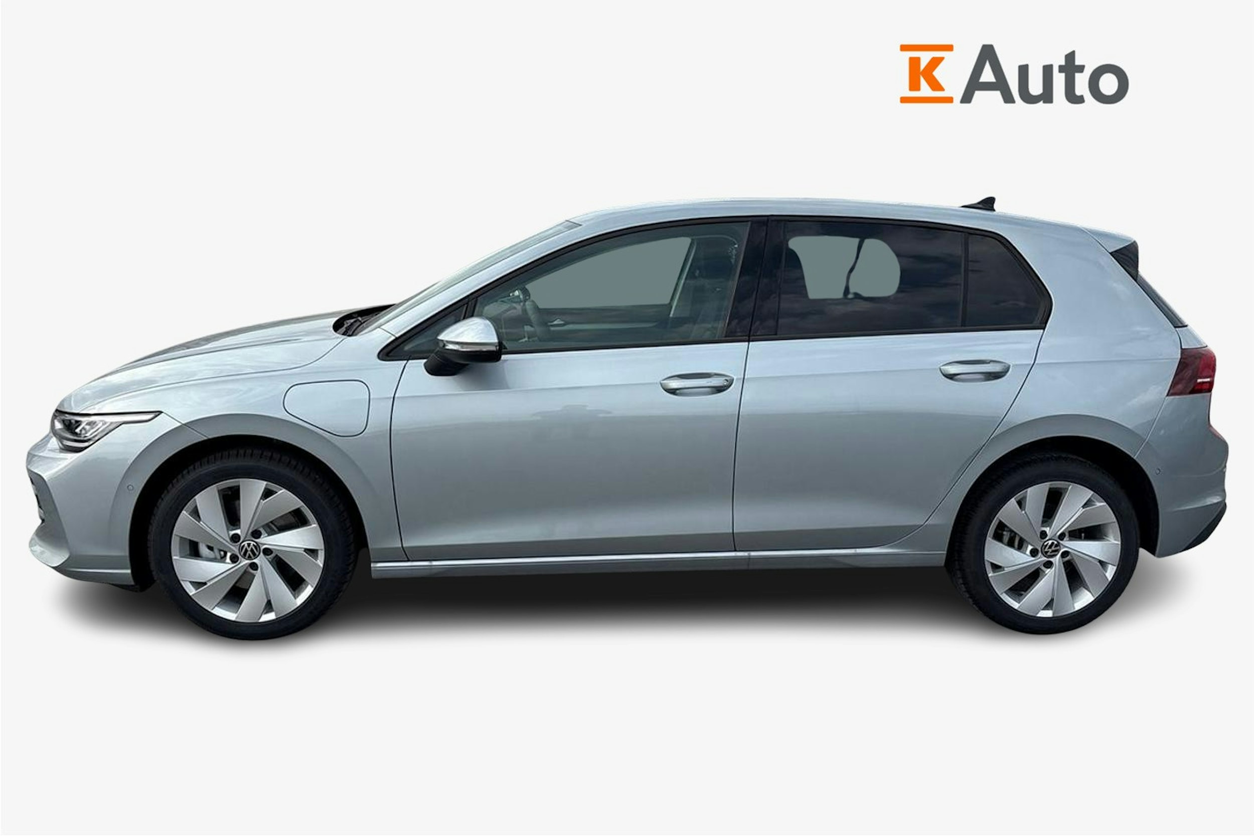 harmaa Volkswagen Golf 2025 kuva 5.
