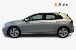 met. harmaa Volkswagen Golf 2025 kuva 5.
