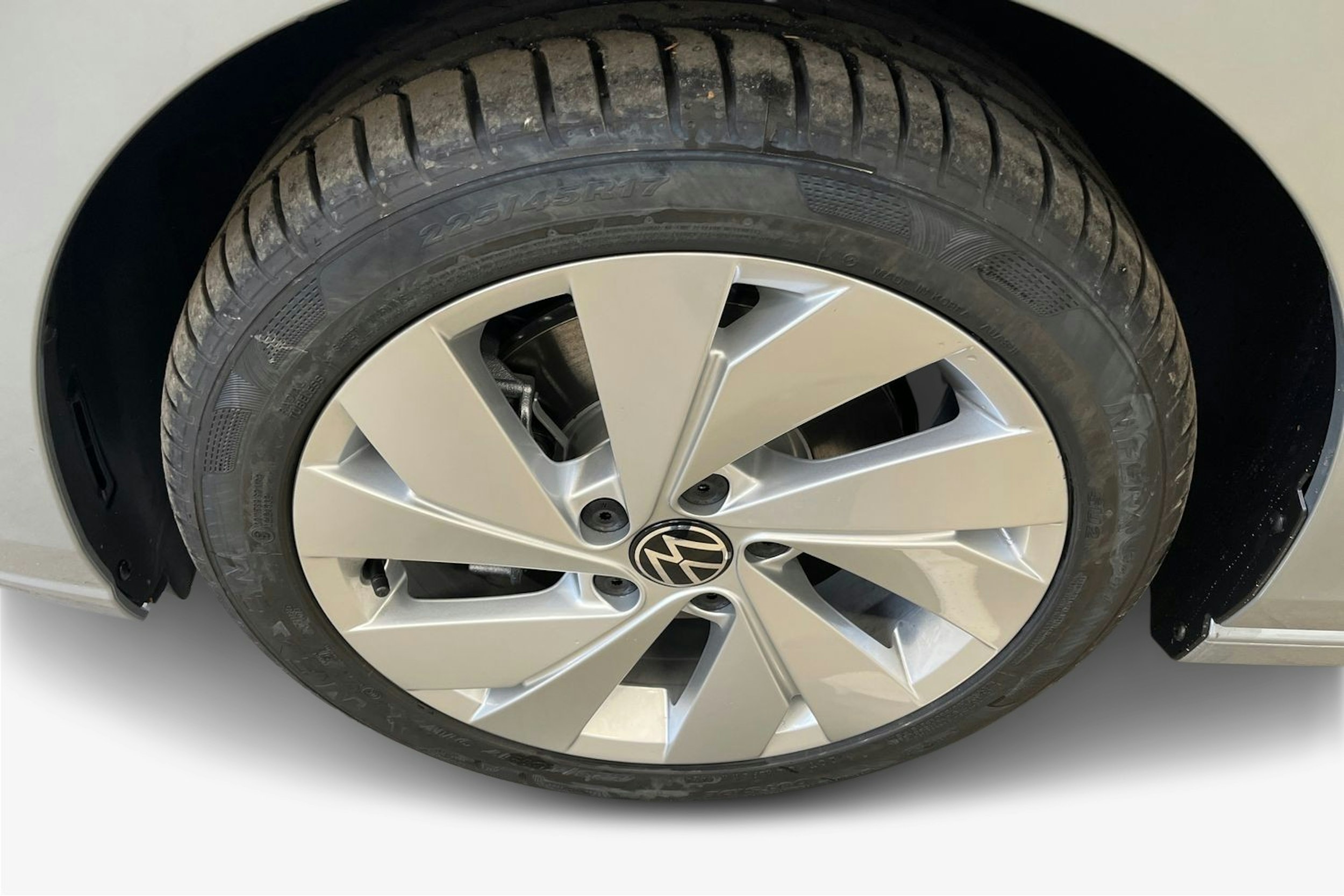 met. harmaa Volkswagen Golf 2025 kuva 9.