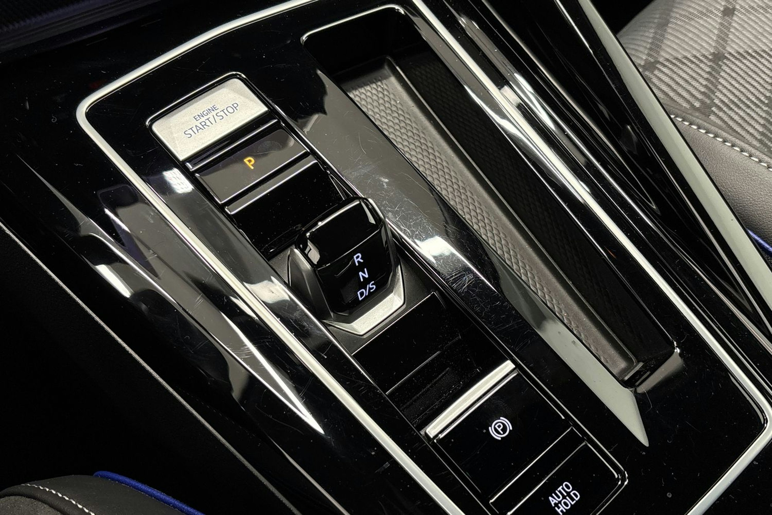 harmaa Volkswagen Golf 2025 kuva 21.