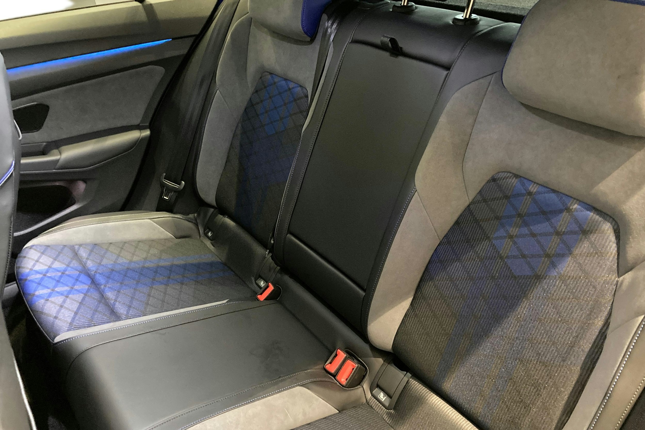 met. sininen Volkswagen Golf 2025 kuva 8.